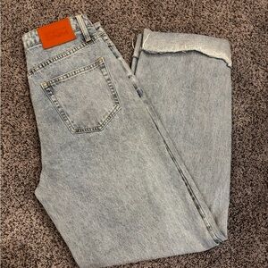 Women’s Light Blue Jeans